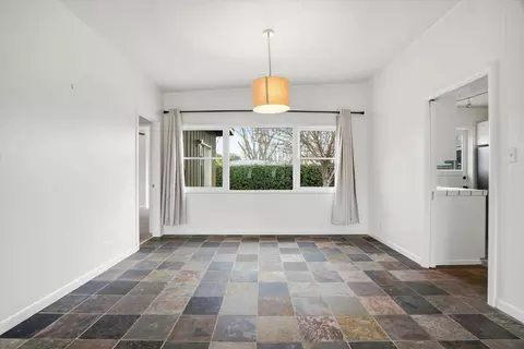 Living - 507 Coronado Way, Modesto, CA 95350 photo 5 of 9