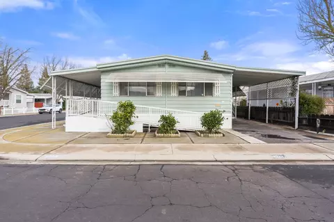 2129 Viking Ln, Modesto, CA 95350 photo 1