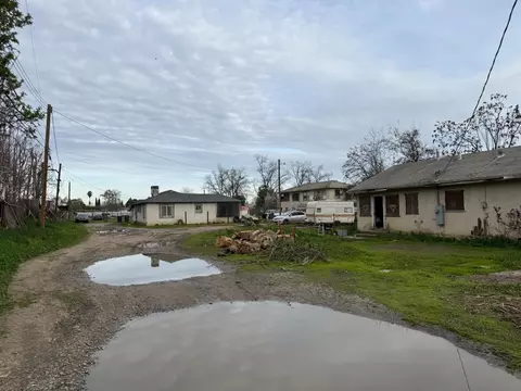 1908 Vernon Ave, Modesto, CA 95351 photo 2