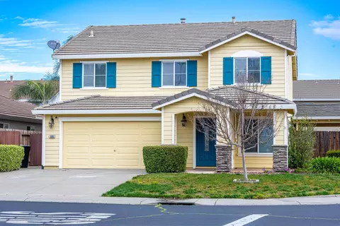 1800 Ambridge Dr, Roseville, CA 95747