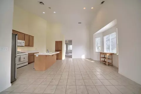 6250 Bluff View Rd, Copperopolis, CA 95228