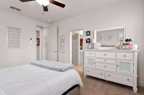 Bedroom - 4656 Lue Ln, Carmichael, CA 95608 photo 2 of 4