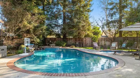 Exterior - 1738 Heirloom Ct, Modesto, CA 95357 photo 6 of 25