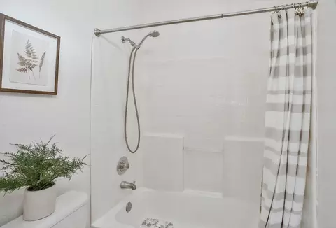 Bath - 8573 Meandering Way, Antelope, CA 95843 photo 2 of 5