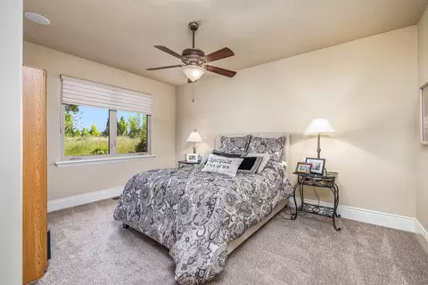 Bedroom - 50 Knolls Ct, Copperopolis, CA 95228 photo 2 of 2
