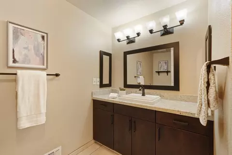 925 Constitution Way, Tracy, CA 95376 photo 21