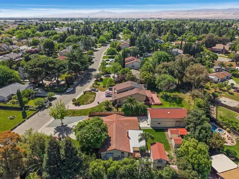 925 Constitution Way, Tracy, CA 95376 photo 64