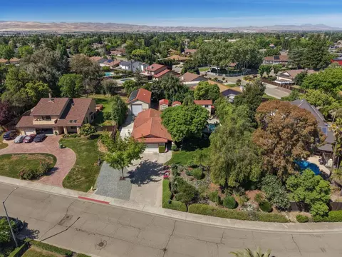 925 Constitution Way, Tracy, CA 95376 photo 54