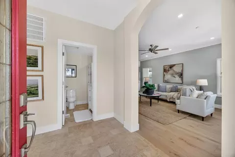 Entry Way - 25265 Carlsbad Ave, Davis, CA 95616 photo 1 of 5