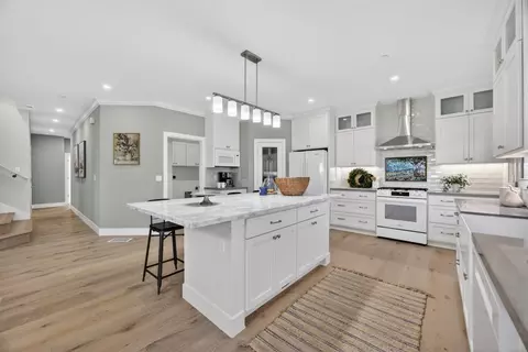 Kitchen - 25265 Carlsbad Ave, Davis, CA 95616 photo 2 of 9