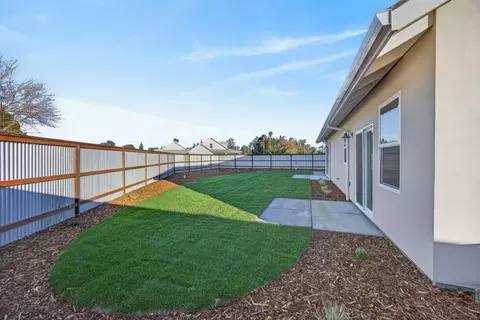 Exterior - 25265 Carlsbad Ave, Davis, CA 95616 photo 13 of 19