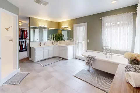 Bath - 2227 W W Rdg, Sutter, CA 95982 photo 1 of 8