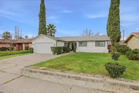 7508 18th St, Sacramento, CA 95822