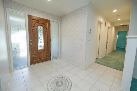Entry Way - 1001 Winsted Ln, Modesto, CA 95355 photo 3 of 3