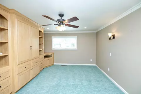 Bedroom - 1001 Winsted Ln, Modesto, CA 95355 photo 3 of 5
