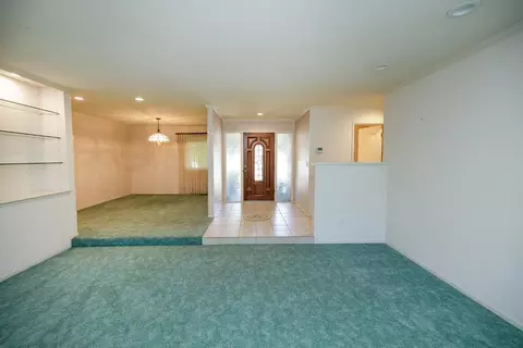 Living - 1001 Winsted Ln, Modesto, CA 95355 photo 3 of 8