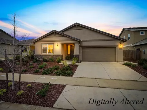 8298 Courage Dr, Sacramento, CA 95829