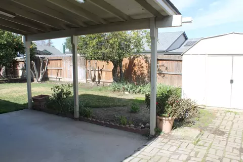 Exterior - 7501 Vixen Ct, Hughson, CA 95326 photo 6 of 13