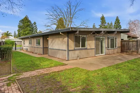 8778 Cling Ct, Elk Grove, CA 95624
