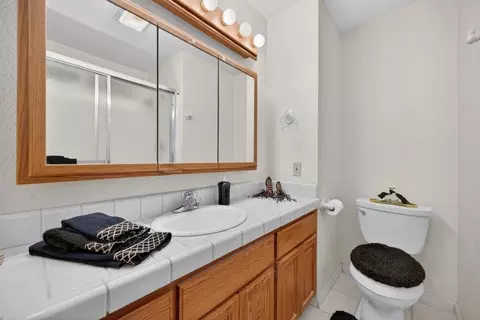 Bath - 3032 Lewis St, Placerville, CA 95667 photo 1 of 6