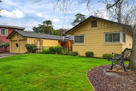 Exterior - 3032 Lewis St, Placerville, CA 95667 photo 25 of 33
