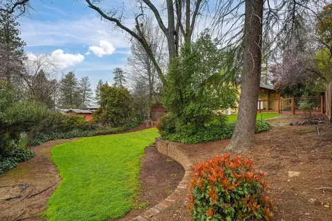 Exterior - 3032 Lewis St, Placerville, CA 95667 photo 9 of 33
