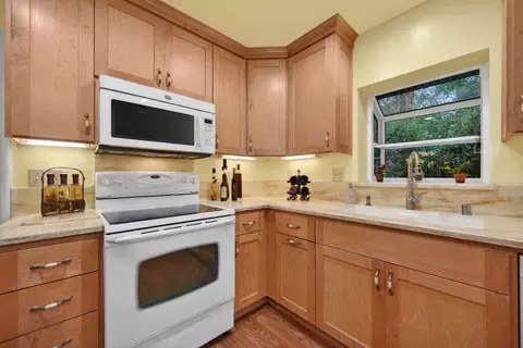 Kitchen - 3032 Lewis St, Placerville, CA 95667 photo 2 of 7