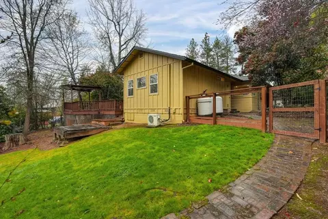 Exterior - 3032 Lewis St, Placerville, CA 95667 photo 8 of 33