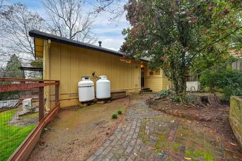 Exterior - 3032 Lewis St, Placerville, CA 95667 photo 6 of 33