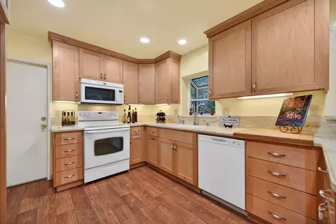 Kitchen - 3032 Lewis St, Placerville, CA 95667 photo 3 of 7