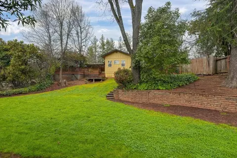 Exterior - 3032 Lewis St, Placerville, CA 95667 photo 10 of 33