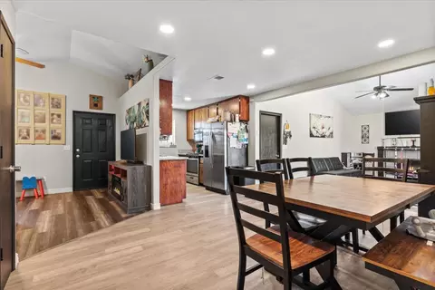 Entry Way - 3003 Corinne Ct, Live Oak, CA 95953 photo 4 of 6