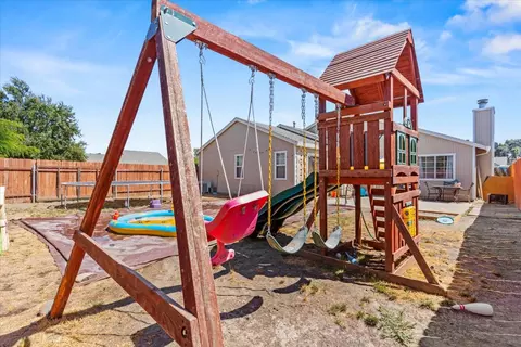 Exterior - 3003 Corinne Ct, Live Oak, CA 95953 photo 11 of 16