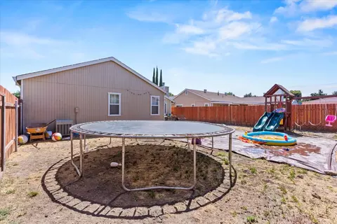 Exterior - 3003 Corinne Ct, Live Oak, CA 95953 photo 14 of 16