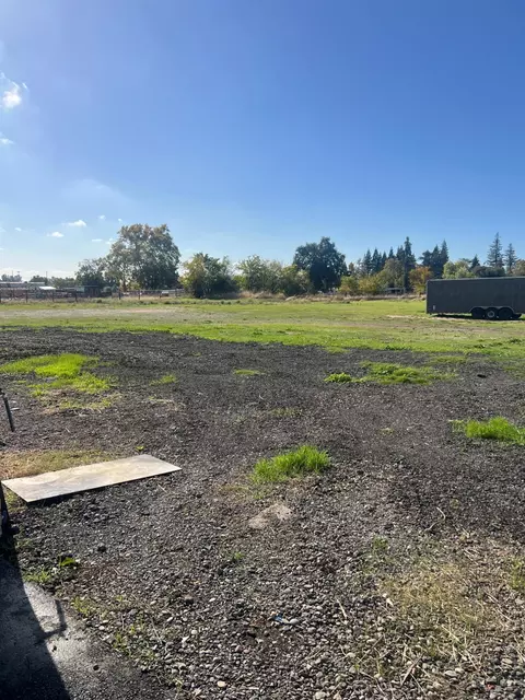 7033 34th St, North Highlands, CA 95660