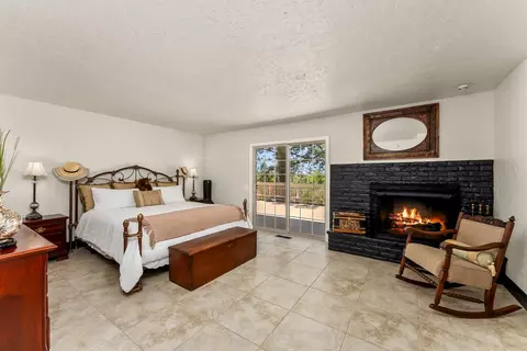 Bedroom - 17065 Niles Rd, Jackson, CA 95642 photo 1 of 2