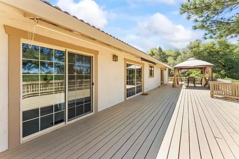 Exterior - 17065 Niles Rd, Jackson, CA 95642 photo 7 of 11