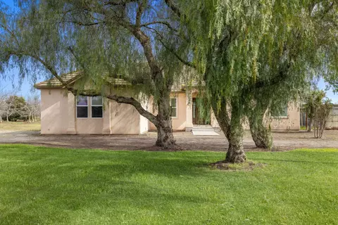 2306 Young Rd, Modesto, CA 95358 photo 4