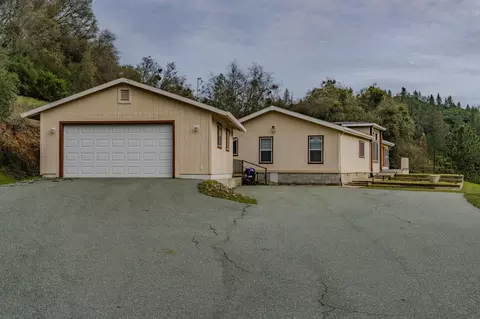 13890 Shake Ridge Rd, Sutter Creek, CA 95685 photo 2