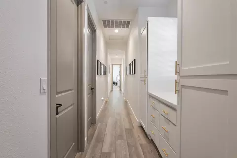 Entry Way - 2513 Feathermint Ln, Turlock, CA 95382 photo 2 of 2
