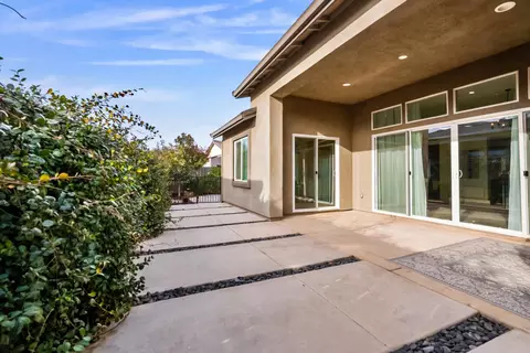 Exterior - 2513 Feathermint Ln, Turlock, CA 95382 photo 6 of 6