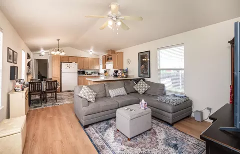 Living - 10480 Lowell St, Elverta, CA 95626 photo 8 of 10