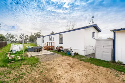 Exterior - 10480 Lowell St, Elverta, CA 95626 photo 16 of 16