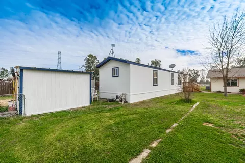 Exterior - 10480 Lowell St, Elverta, CA 95626 photo 13 of 16