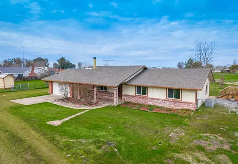 Exterior - 10480 Lowell St, Elverta, CA 95626 photo 3 of 16