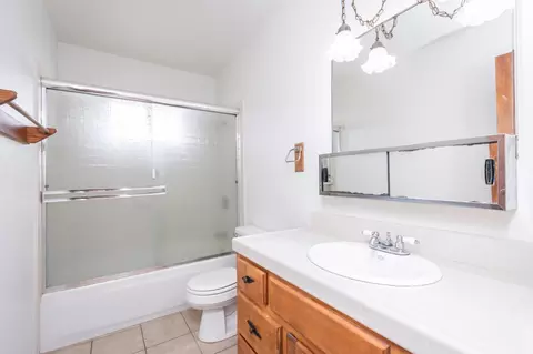 Bath - 10480 Lowell St, Elverta, CA 95626 photo 1 of 4