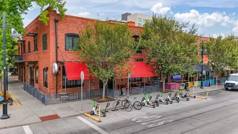 1725 14th St #202, Sacramento, CA 95811