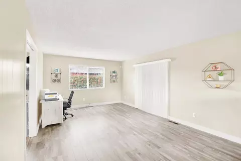 Living - 1805 Kienitz Ave, Modesto, CA 95355 photo 4 of 6