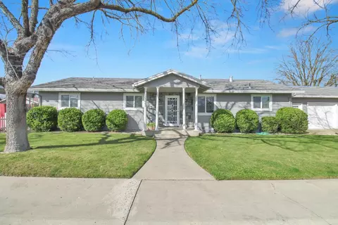 Exterior - 1805 Kienitz Ave, Modesto, CA 95355 photo 1 of 7