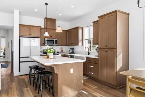 Kitchen - 3815 N Berkeley Ave, Turlock, CA 95382 photo 4 of 4